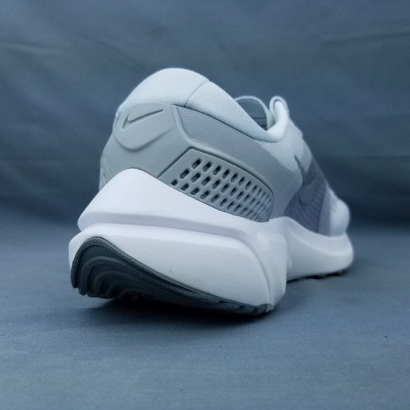 Nike Air Zoom Vomero 15 Women's Running Shoes CU1856 002 Gray White Sizes 6-10.5 - Picture 5 of 9